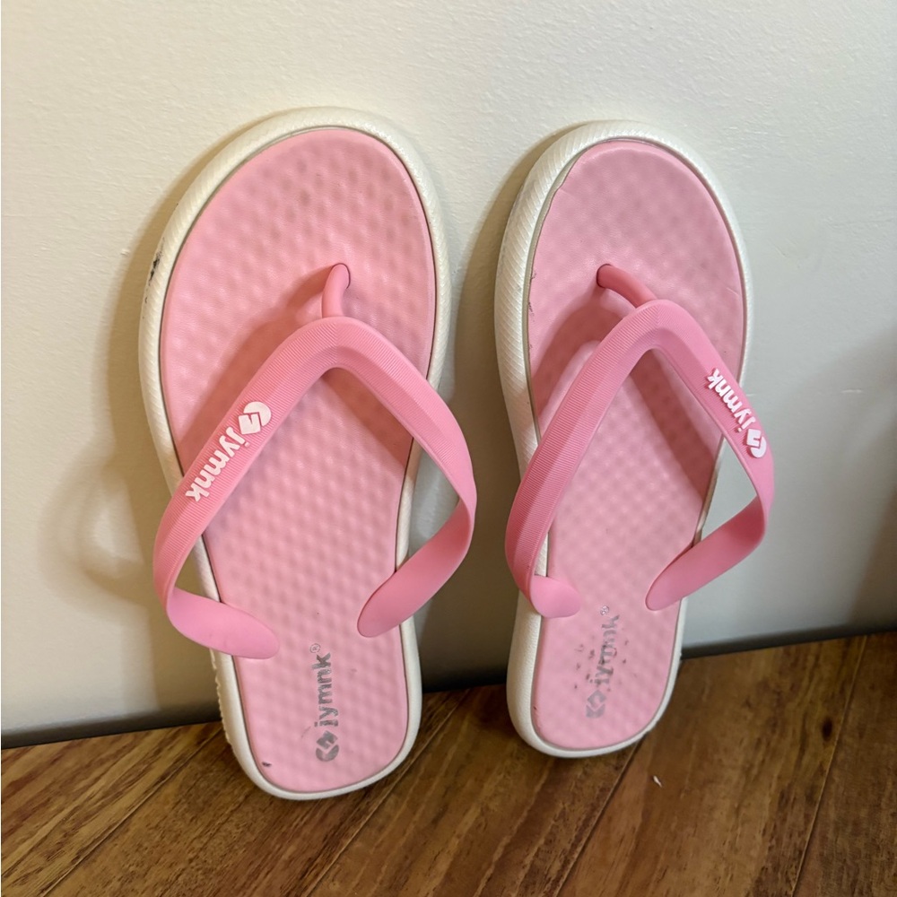Jymnk Women’s Pink White thong Sandals Size 38 US 7.5/8 beach travel summer